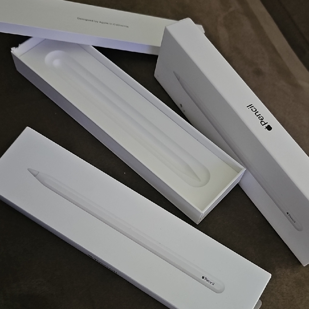 Box w/ Instruction Sheet and Sleeve for Apple Pencil (2nd Generation - White)